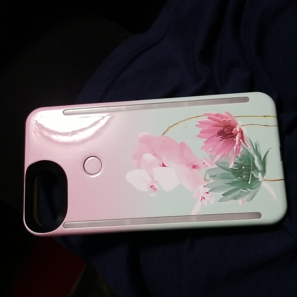 LUMEE LIMITED EDITION DOU SELFIE LED CASE FOR IPHONE 8 PLUS